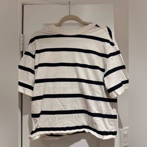 Oversized Everlane T-shirt, size XS.
